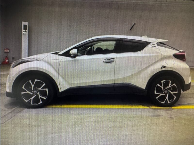✨ Toyota C-HR 2019 HYBRID, Price: 25,500 ✨