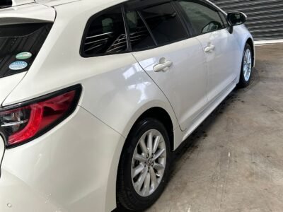 Toyota Corolla touring Hybrid, 2020, Price: $23,499